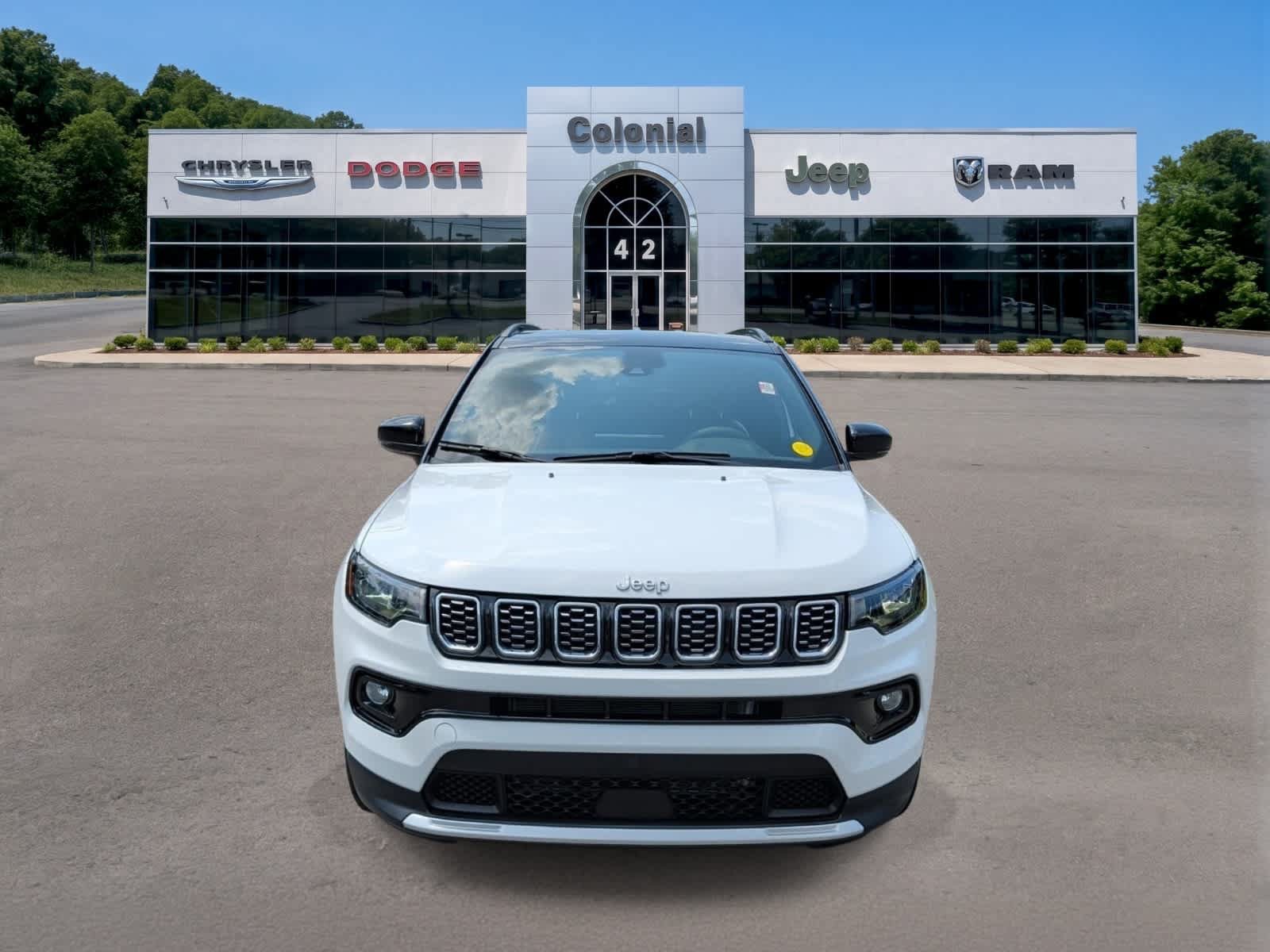 Used 2025 Jeep Compass Limited AWD/4WD image 9