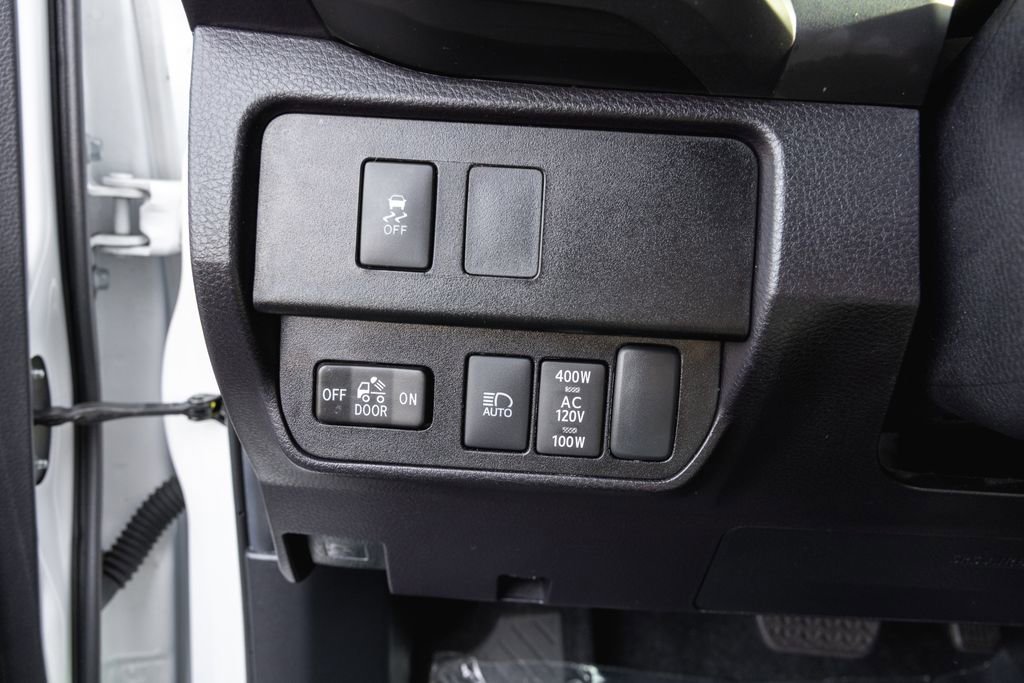 Certified 2023 Toyota Tacoma TRD Off-Road w/ Black Out Package (TMS) image 13