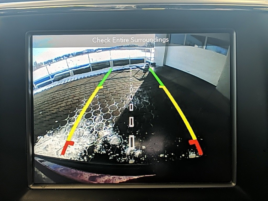 Used 2018 Jeep Grand Cherokee Laredo image 21