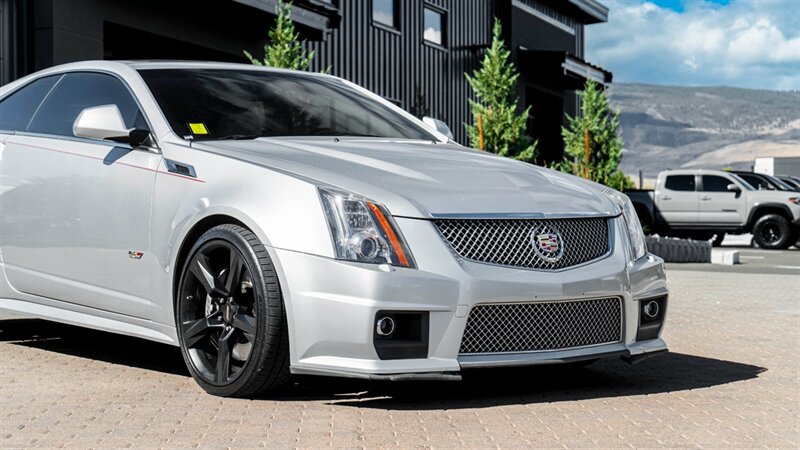 Used 2013 Cadillac CTS V RWD image 9