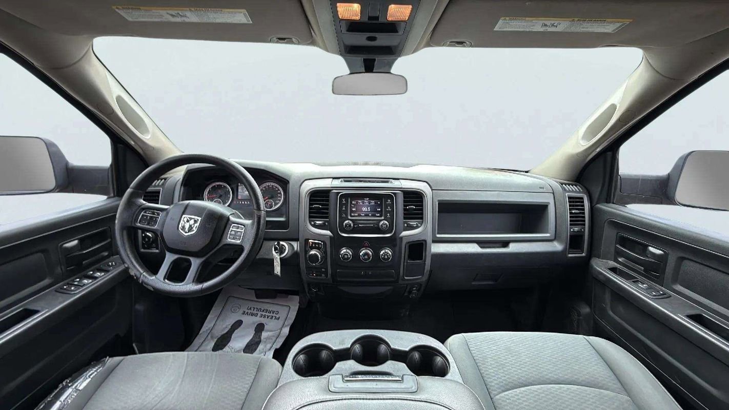 Used 2017 RAM 1500 Express image 10