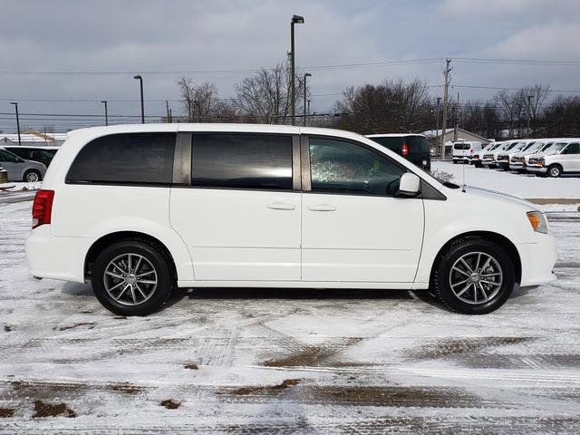 Used 2016 Dodge Grand Caravan SE image 7