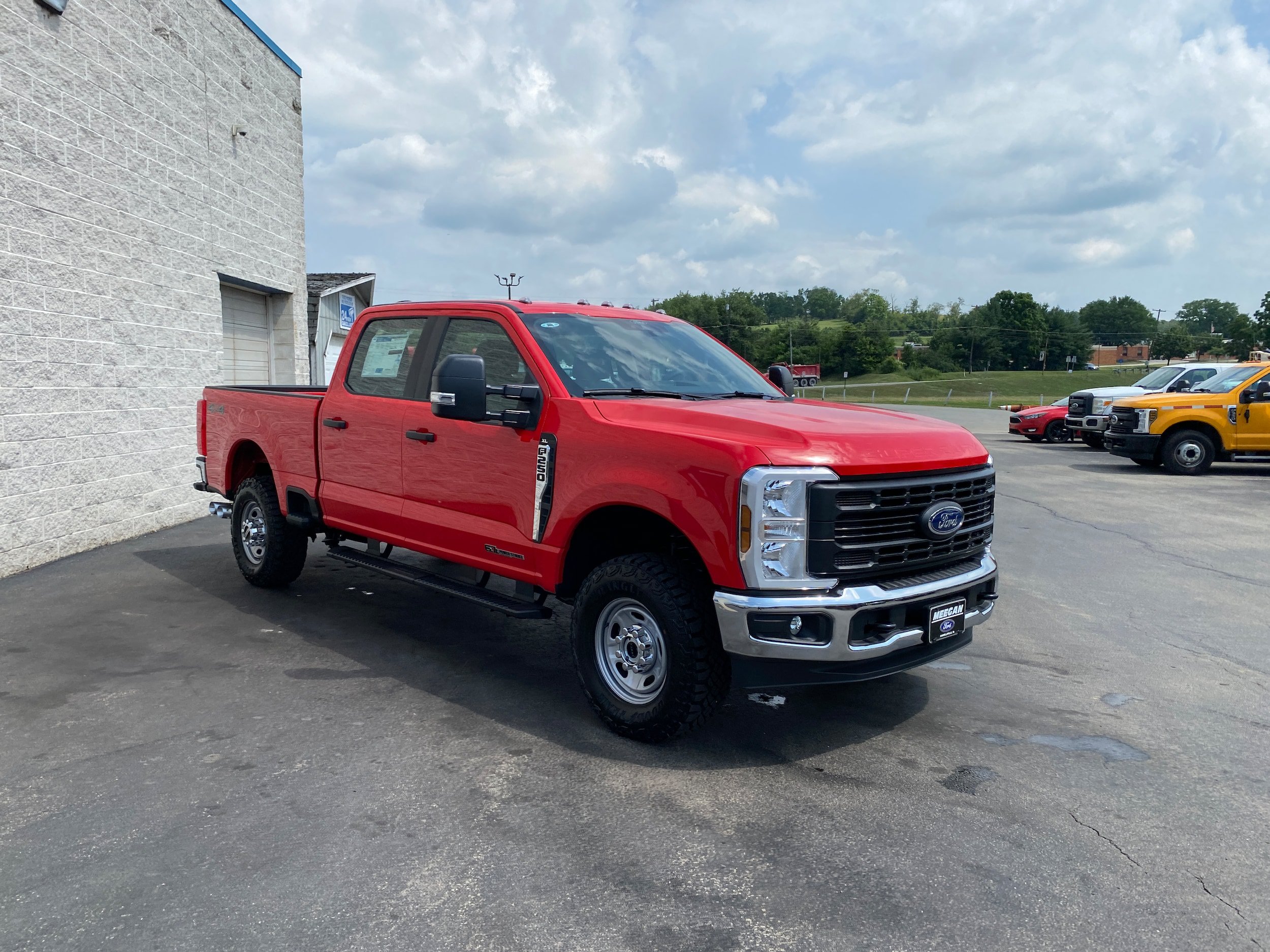New 2026 Ford F250 XL AWD/4WD image 16