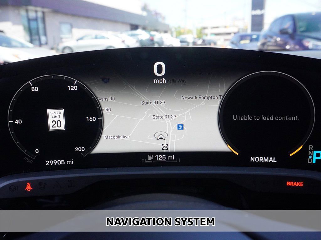 Used 2022 Porsche Taycan RWD image 3