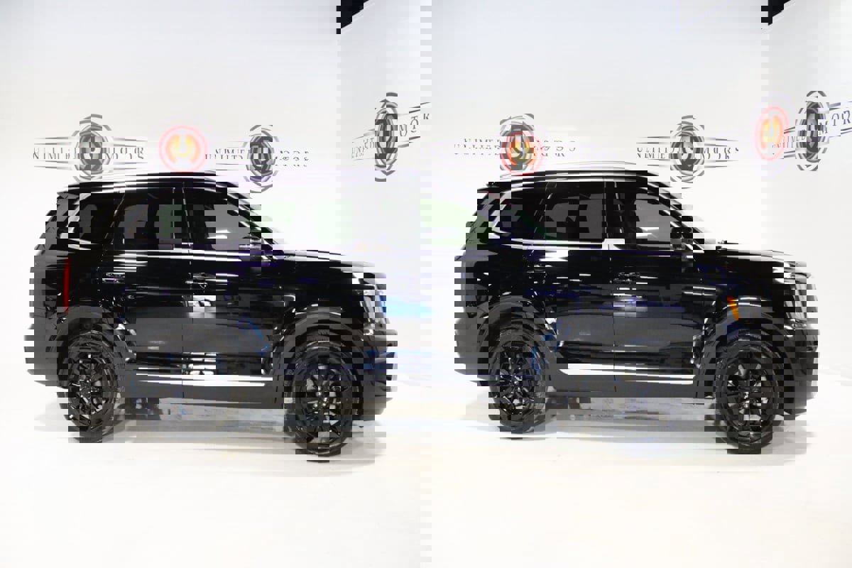 Used 2023 Kia Telluride S image 29
