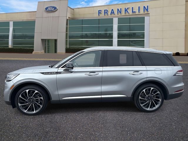 Certified 2023 Lincoln Aviator Reserve w/ Equipment Group 201A image 4