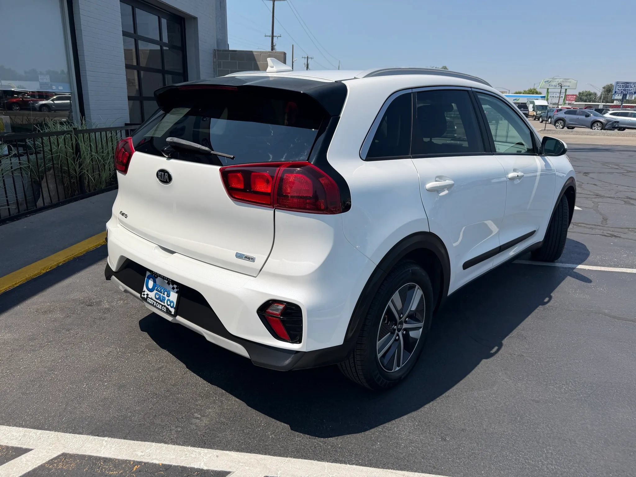 Used 2020 Kia Niro LXS FWD image 7