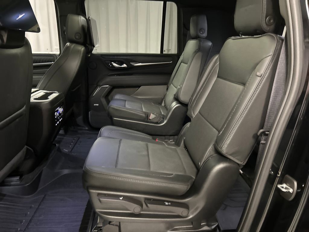 Used 2024 GMC Yukon XL Denali image 23