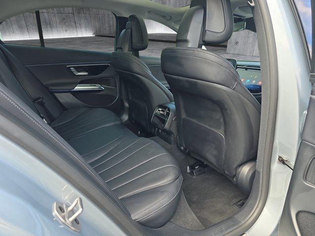 Used 2025 Mercedes-Benz E 450 4MATIC Sedan image 11