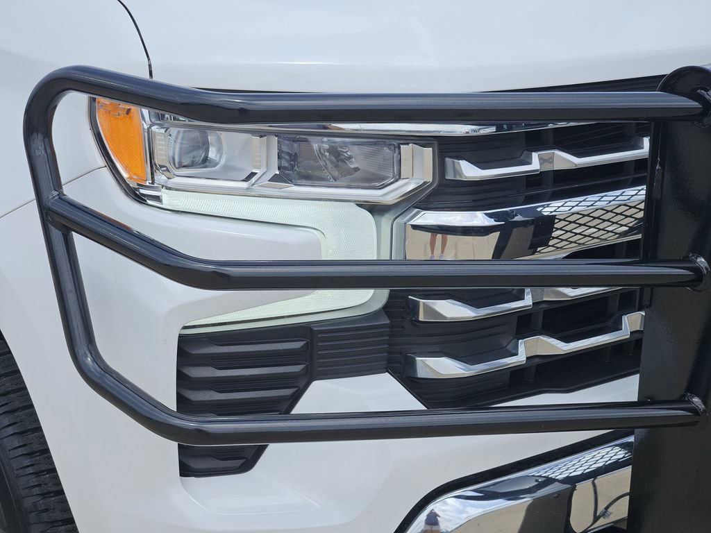 Used 2024 Chevrolet Silverado 1500 LTZ AWD/4WD image 10