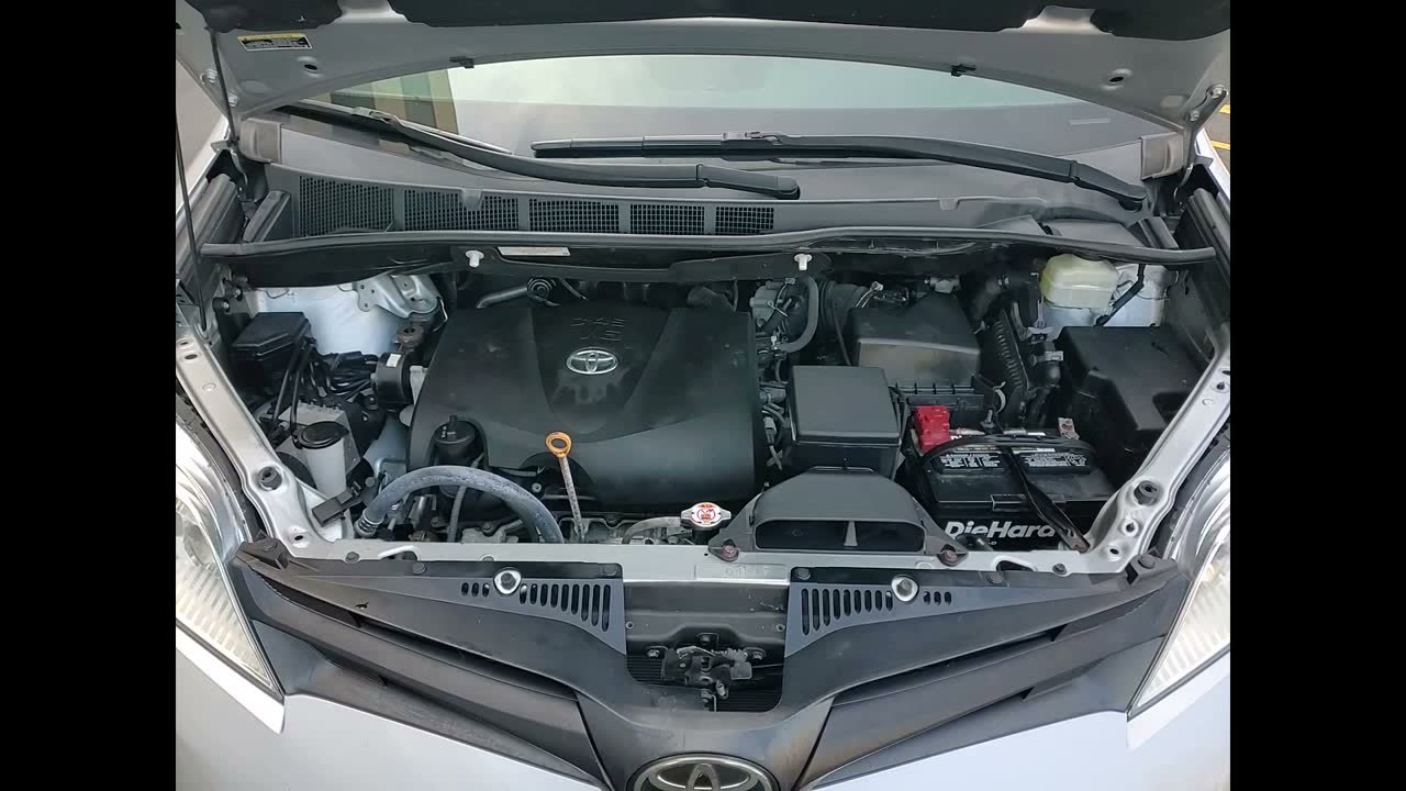 Used 2020 Toyota Sienna L image 14