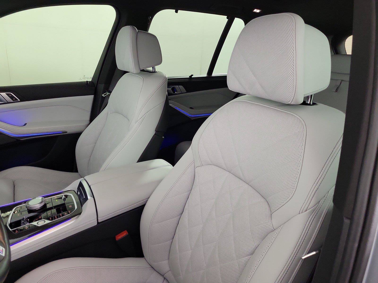Used 2025 BMW X5 M60i AWD/4WD image 21