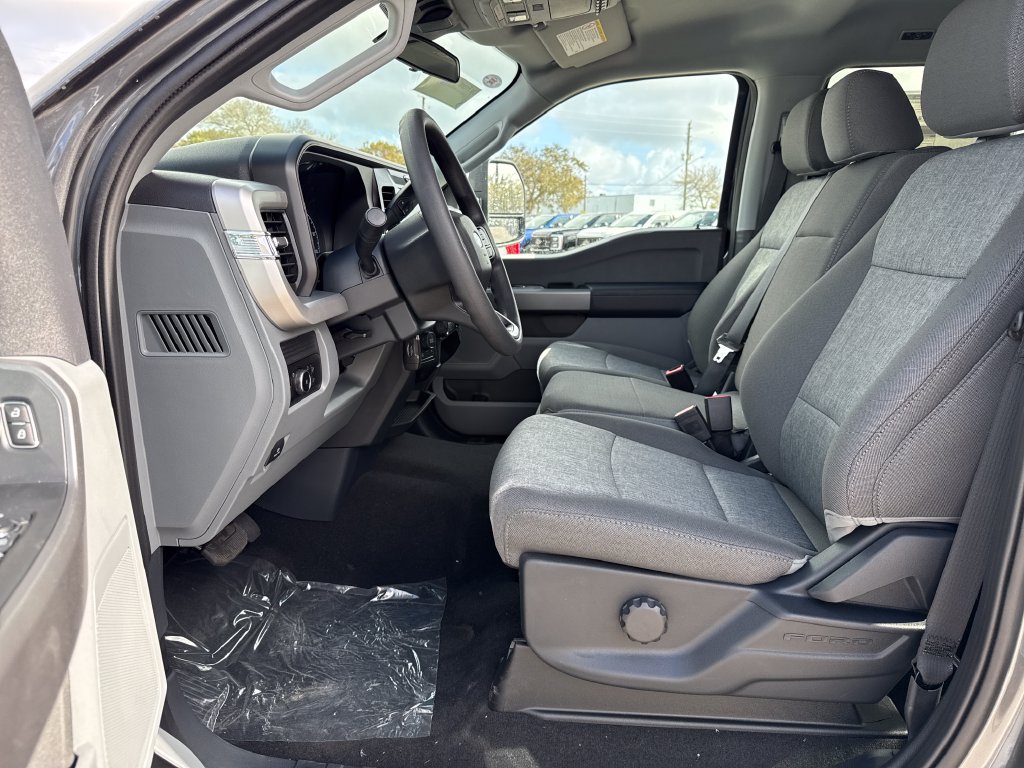 New 2026 Ford F250 XL w/ STX Appearance Package AWD/4WD image 19