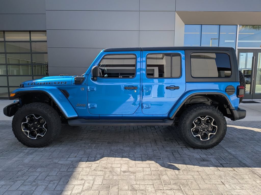 Used 2021 Jeep Wrangler Unlimited Rubicon 4xe w/ Cold Weather Group AWD/4WD image 3