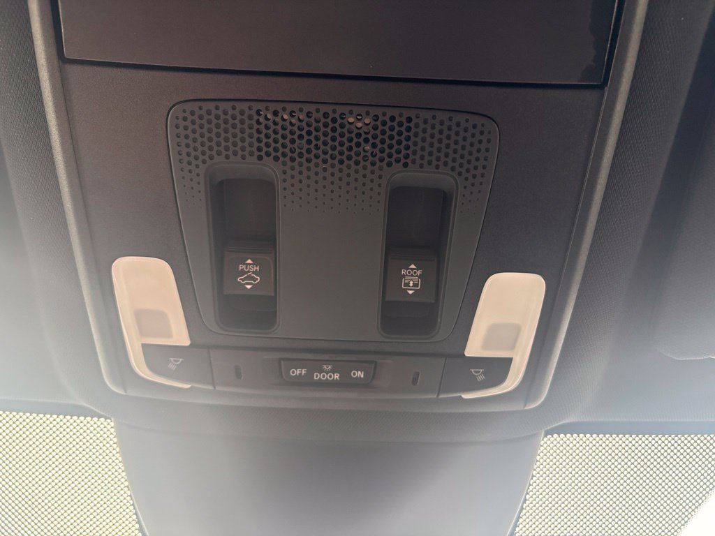 Certified 2025 Honda Pilot TrailSport image 23