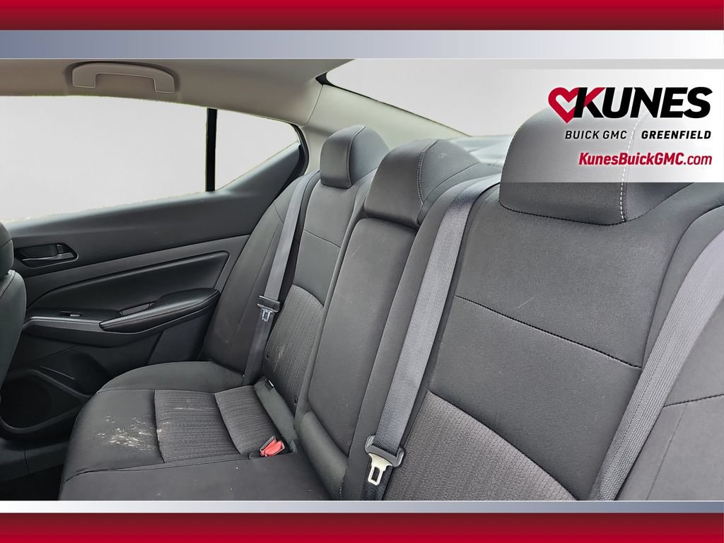 Used 2024 Nissan Altima 2.5 SV FWD image 18