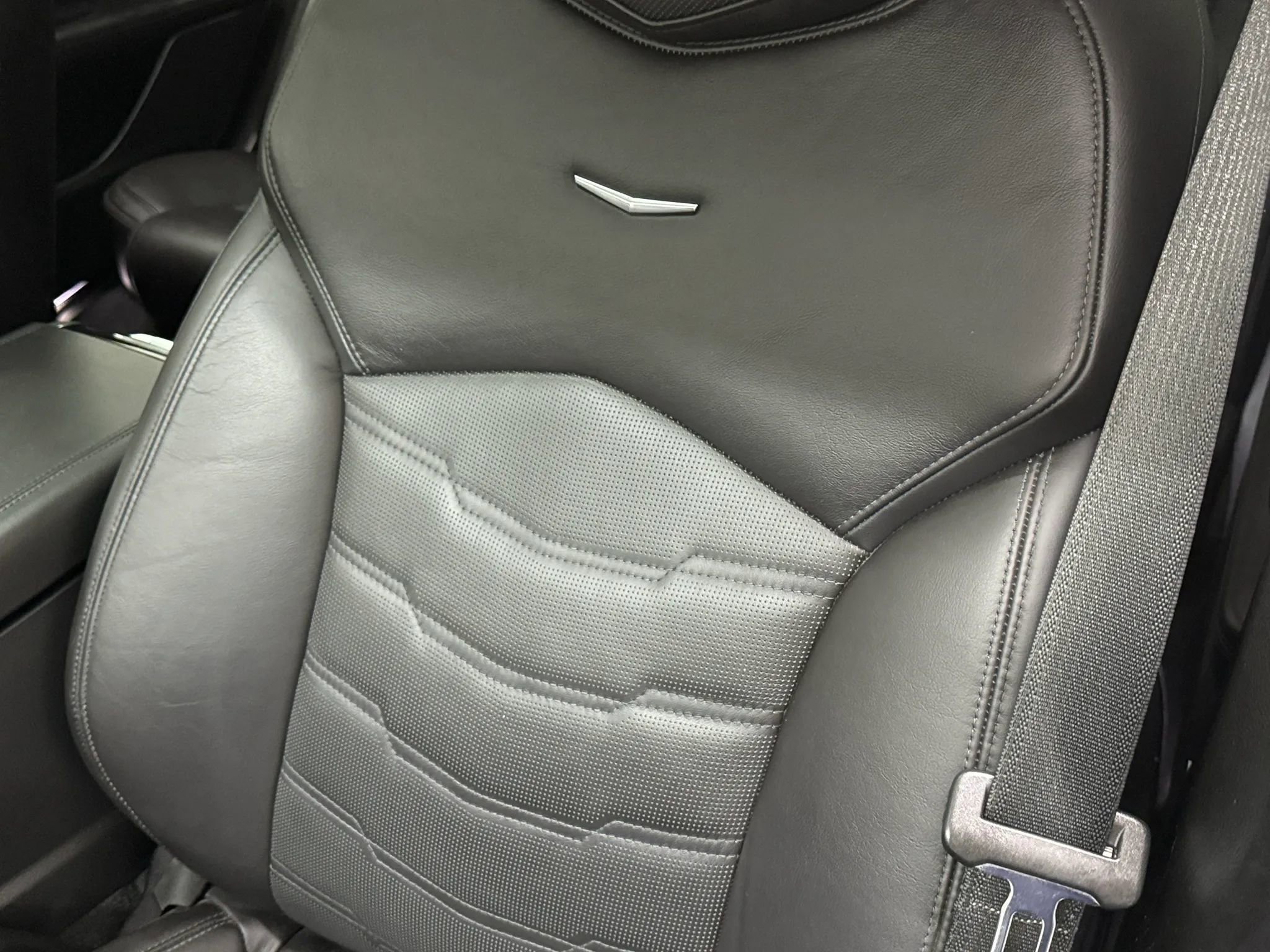 Used 2020 Cadillac CT6 Premium Luxury w/ LPO, Exterior Accent Package AWD/4WD image 32