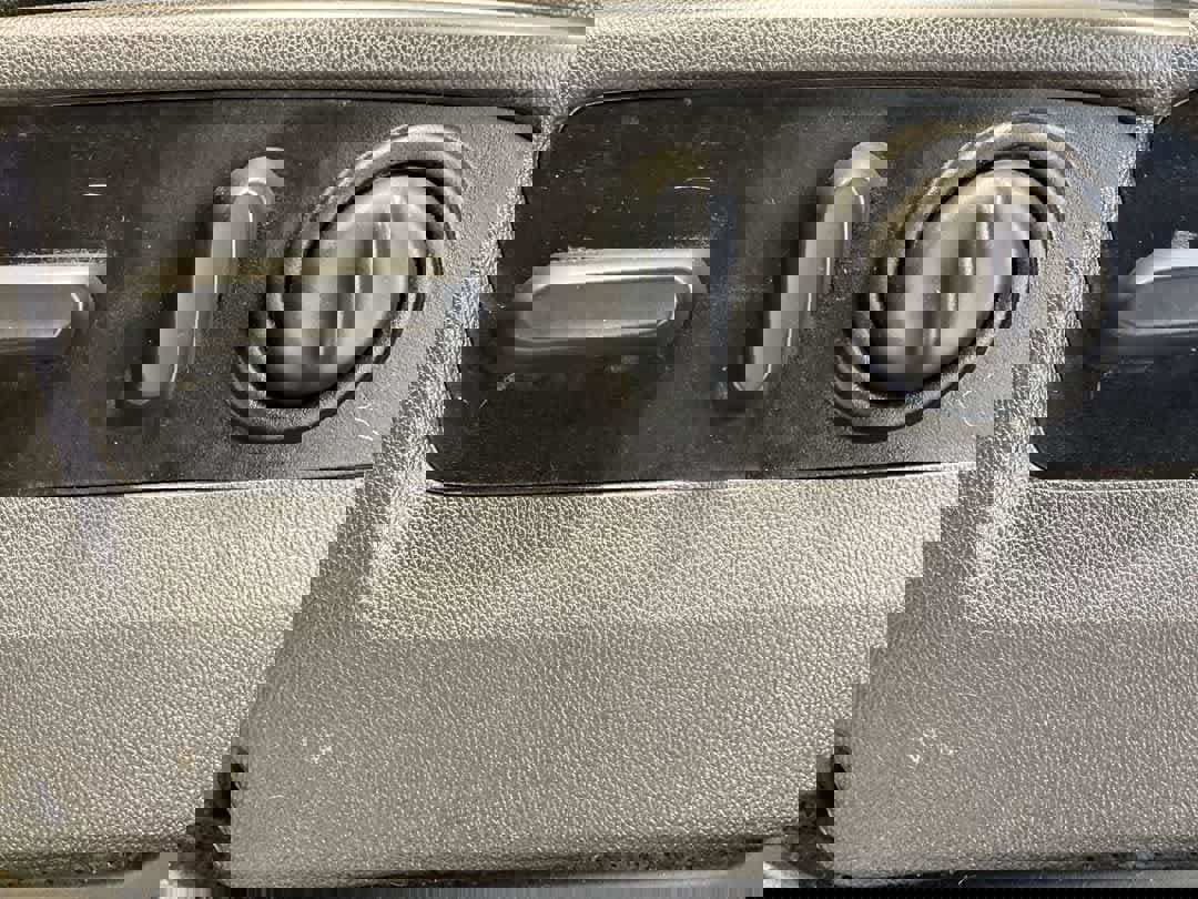 Used 2022 Chevrolet Silverado 1500 LT Trail Boss w/ Convenience Package II image 15