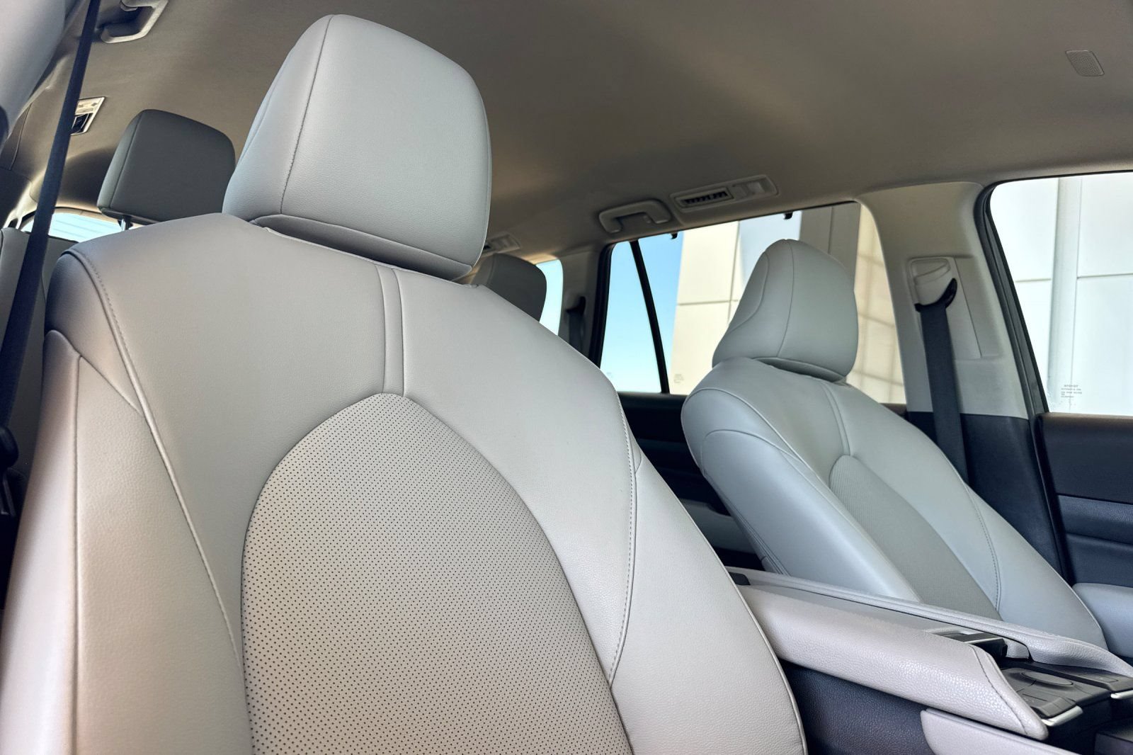 Certified 2024 Toyota Grand Highlander AWD image 22