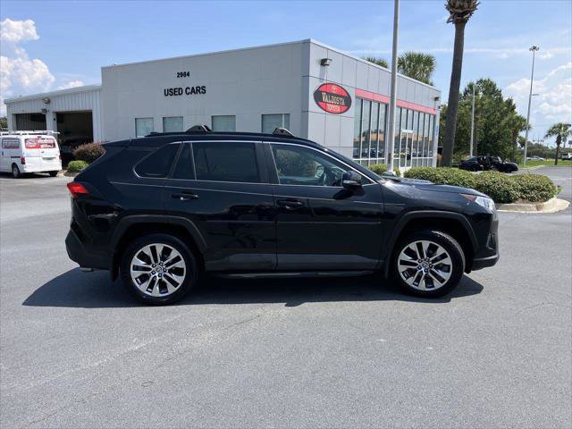 Certified 2021 Toyota RAV4 XLE Premium AWD/4WD image 6