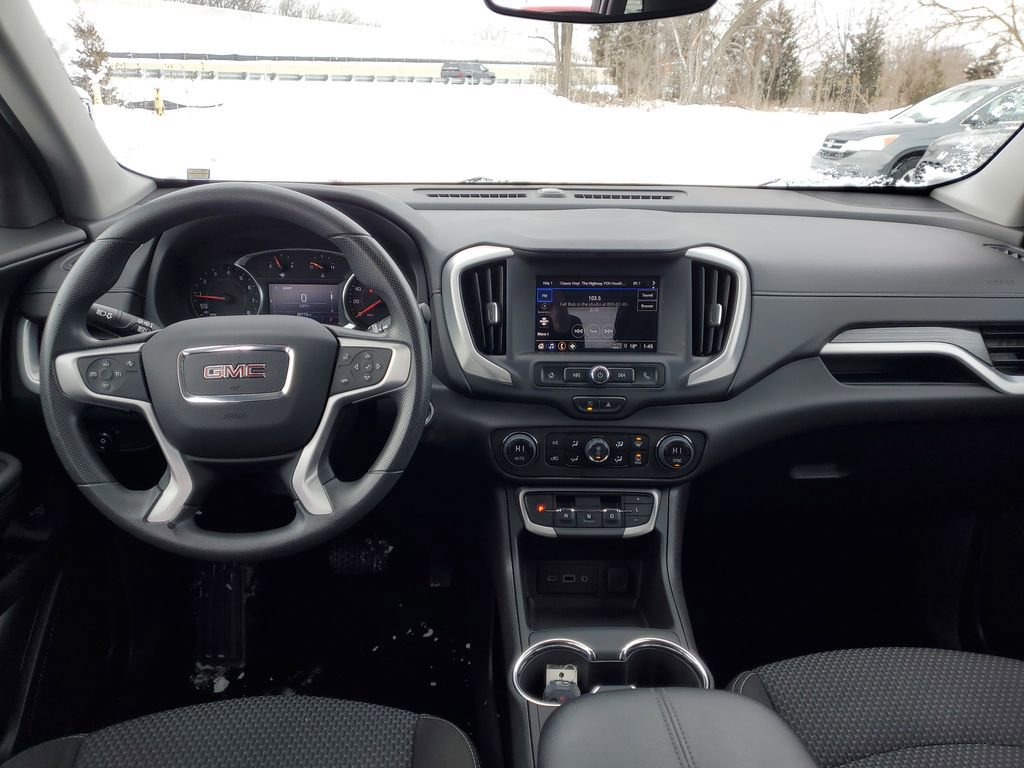 Used 2023 GMC Terrain SLE w/ Driver Convenience Package image 14