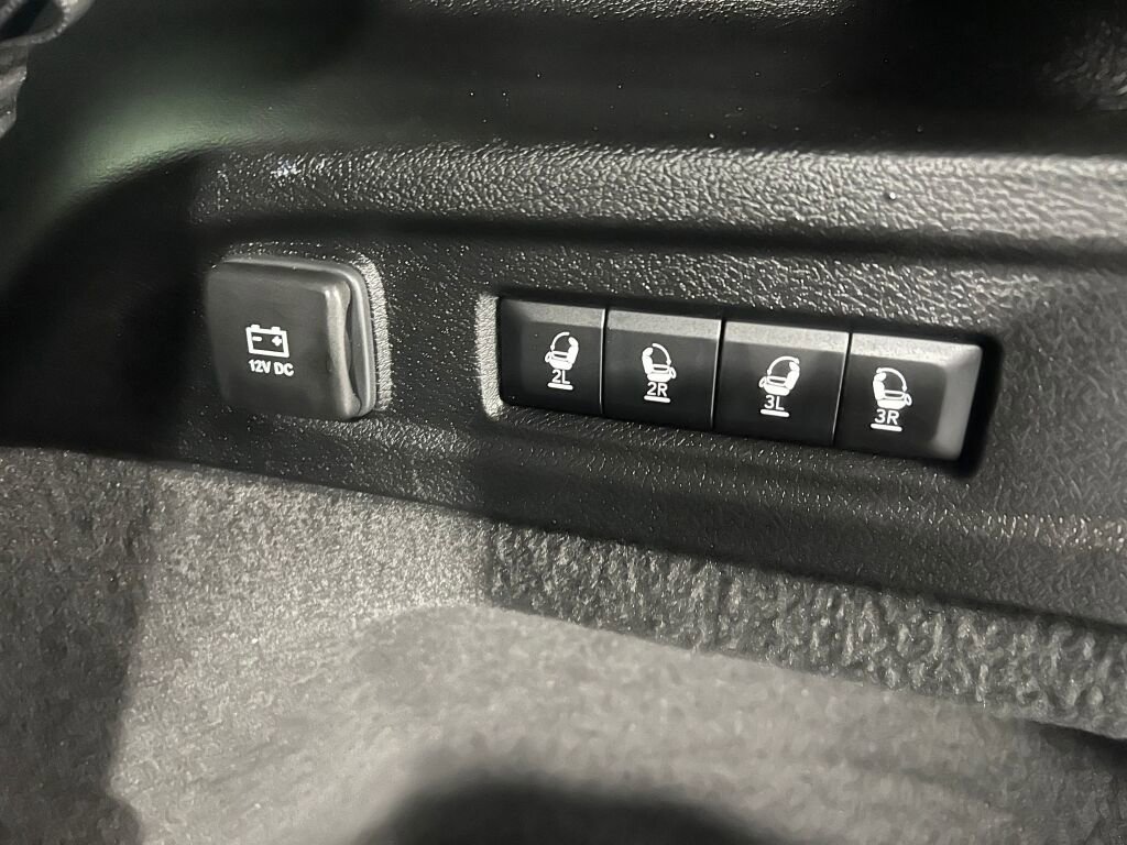 Used 2021 Jeep Grand Cherokee L Summit w/ Advanced Protech Group IV image 22