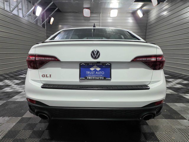 Used 2023 Volkswagen Jetta GLI Autobahn FWD image 6