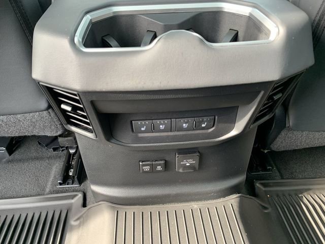 Used 2024 Toyota Tundra Platinum image 33