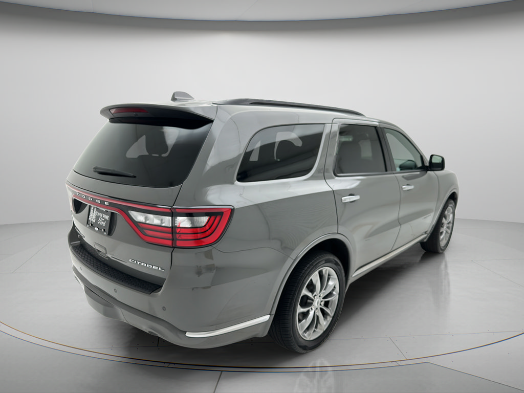 Used 2022 Dodge Durango Citadel AWD/4WD image 3