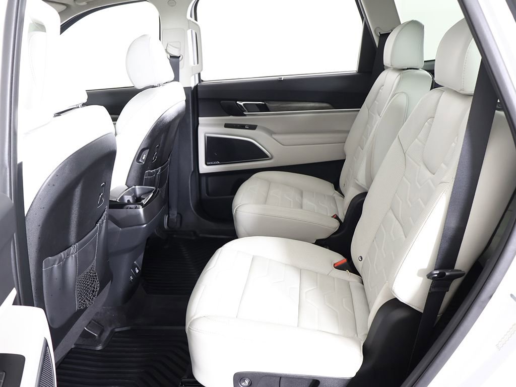 Used 2020 Kia Telluride SX w/ SX Prestige Package image 41