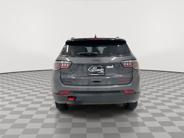 Used 2024 Jeep Compass Trailhawk image 9
