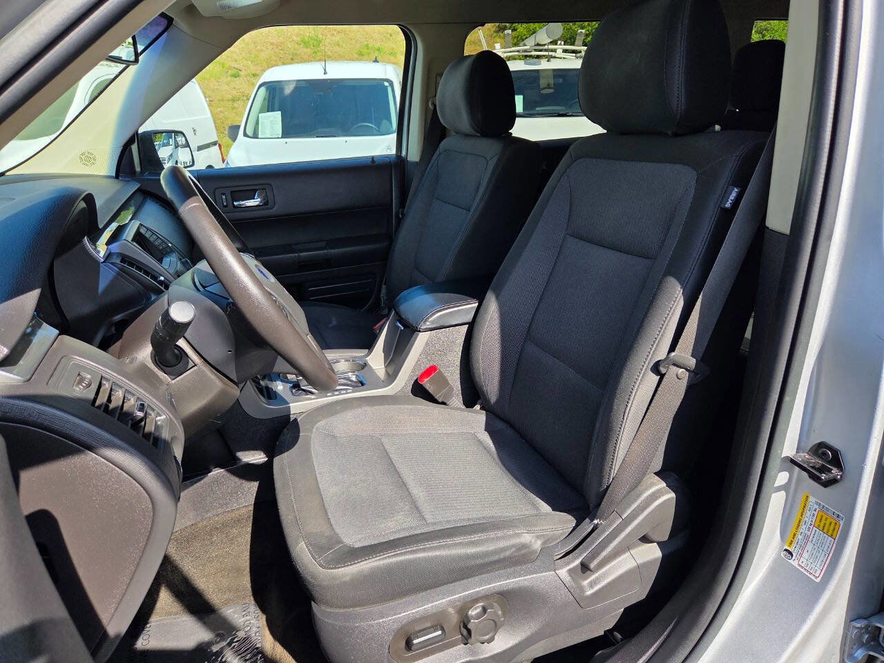 Used 2017 Ford Flex SE FWD image 15
