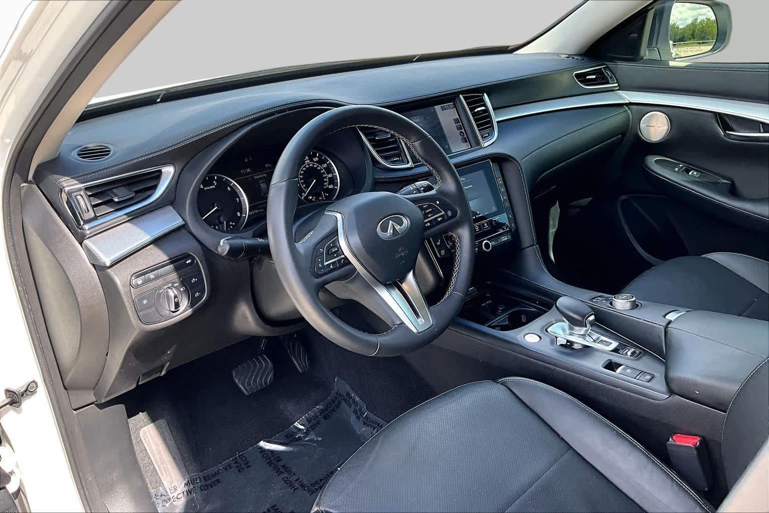 Used 2022 INFINITI QX50 Essential FWD image 16