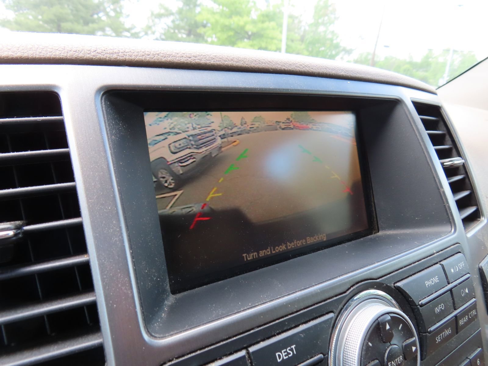 Used 2011 Nissan Armada Platinum AWD/4WD image 23