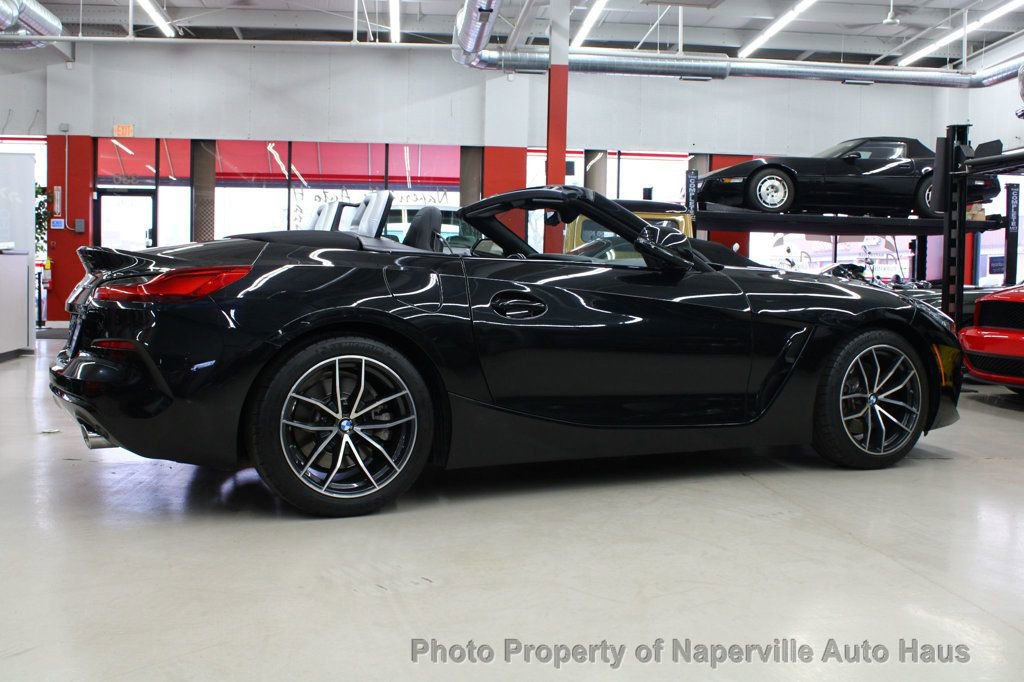 Used 2022 BMW Z4 sDrive30i w/ Driving Assistance Package image 7