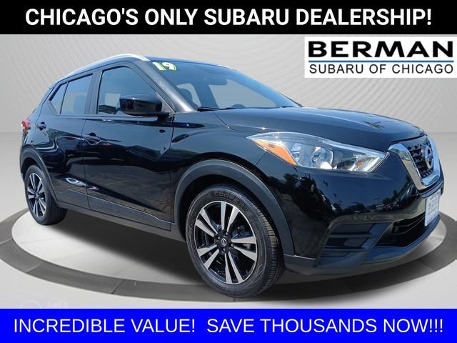 Used 2019 Nissan Kicks SV image 2