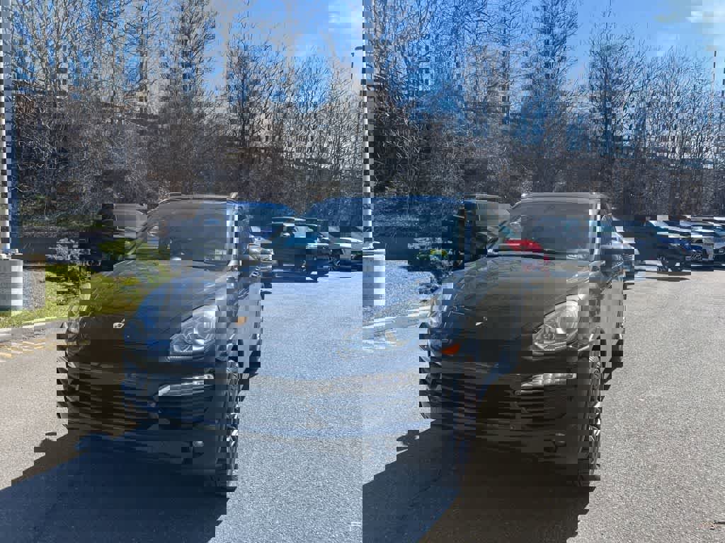 Used 2012 Porsche Cayenne S image 5