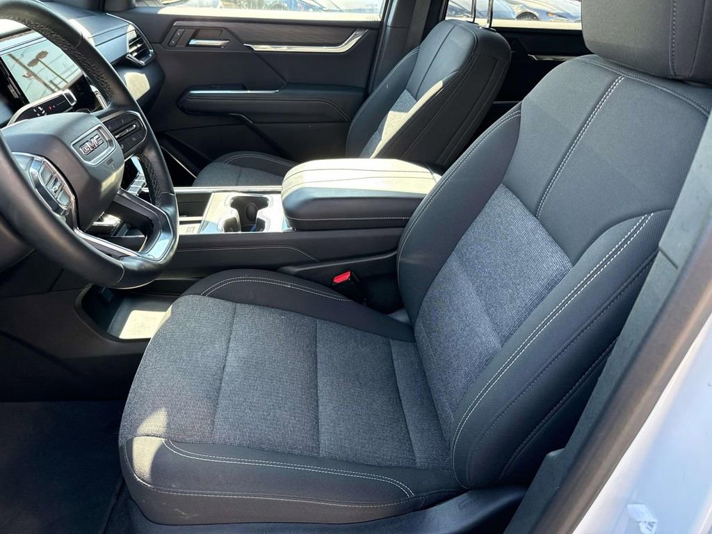 Certified 2025 GMC Acadia Elevation image 16