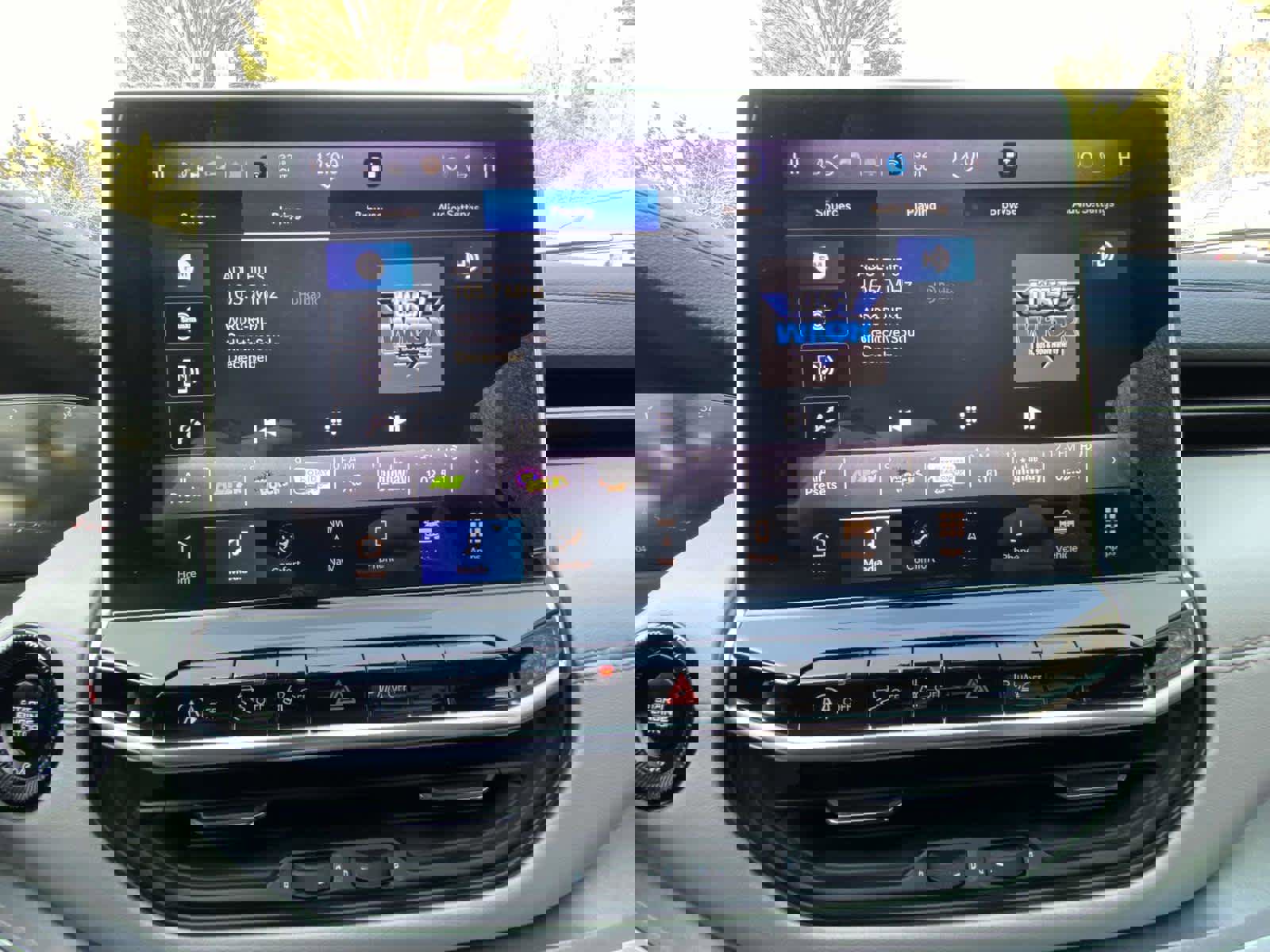 Used 2024 Jeep Compass Limited w/ Elite Group image 19