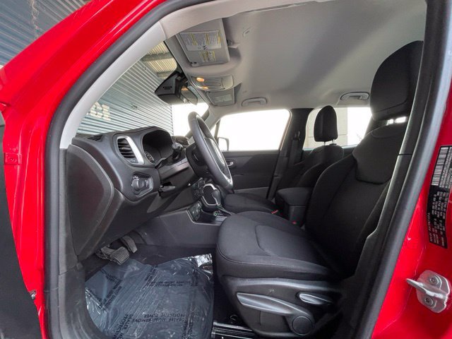 Used 2020 Jeep Renegade Sport w/ UConnect 7.0 Group AWD/4WD image 8