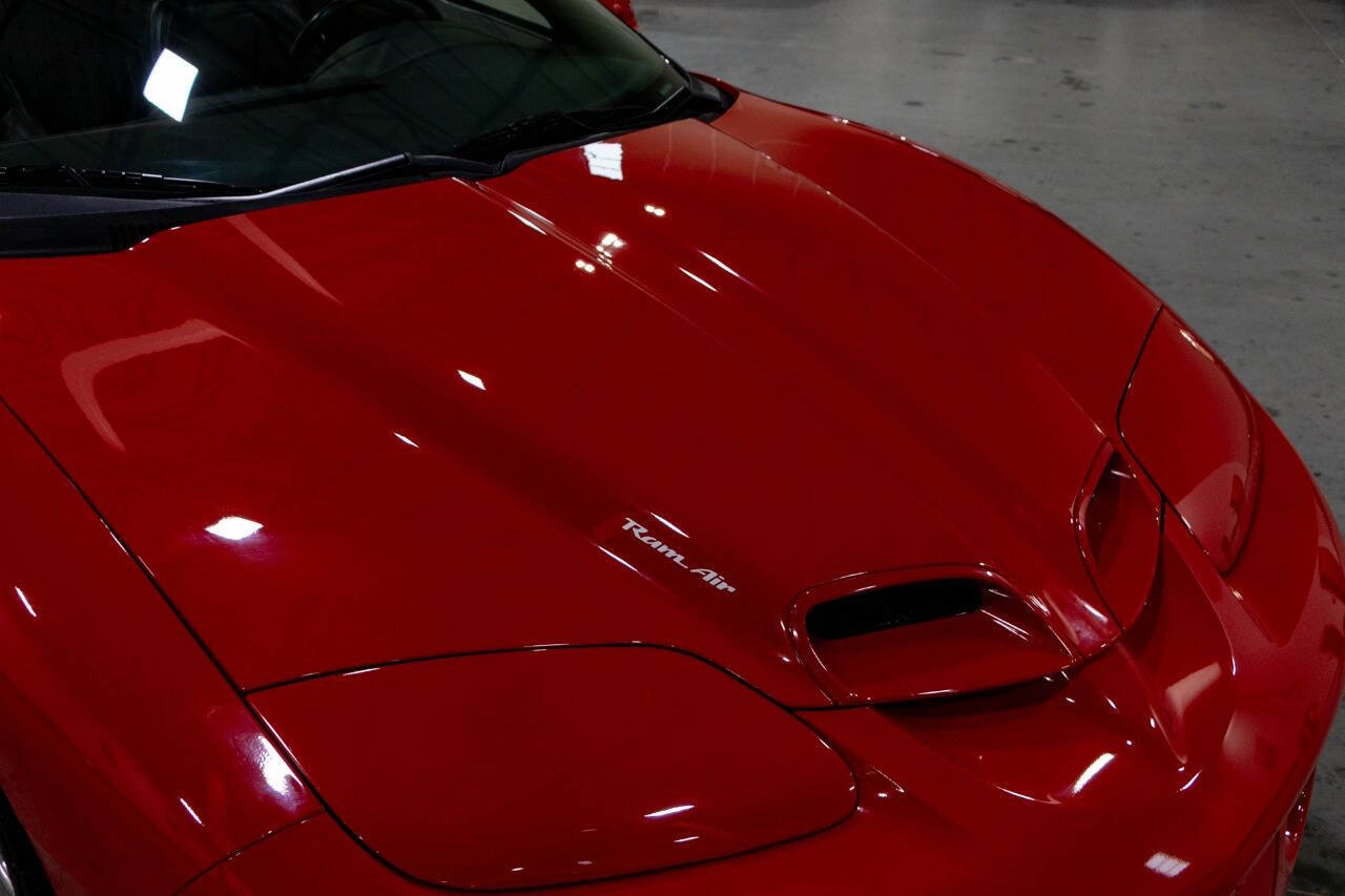 Used 2001 Pontiac Firebird Trans Am RWD image 18