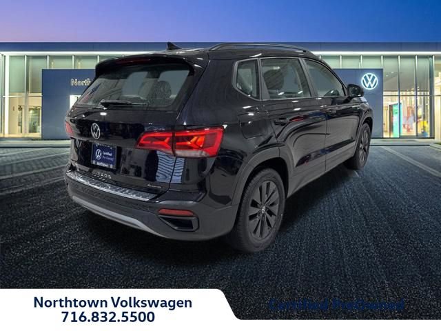 Certified 2022 Volkswagen Taos S image 3