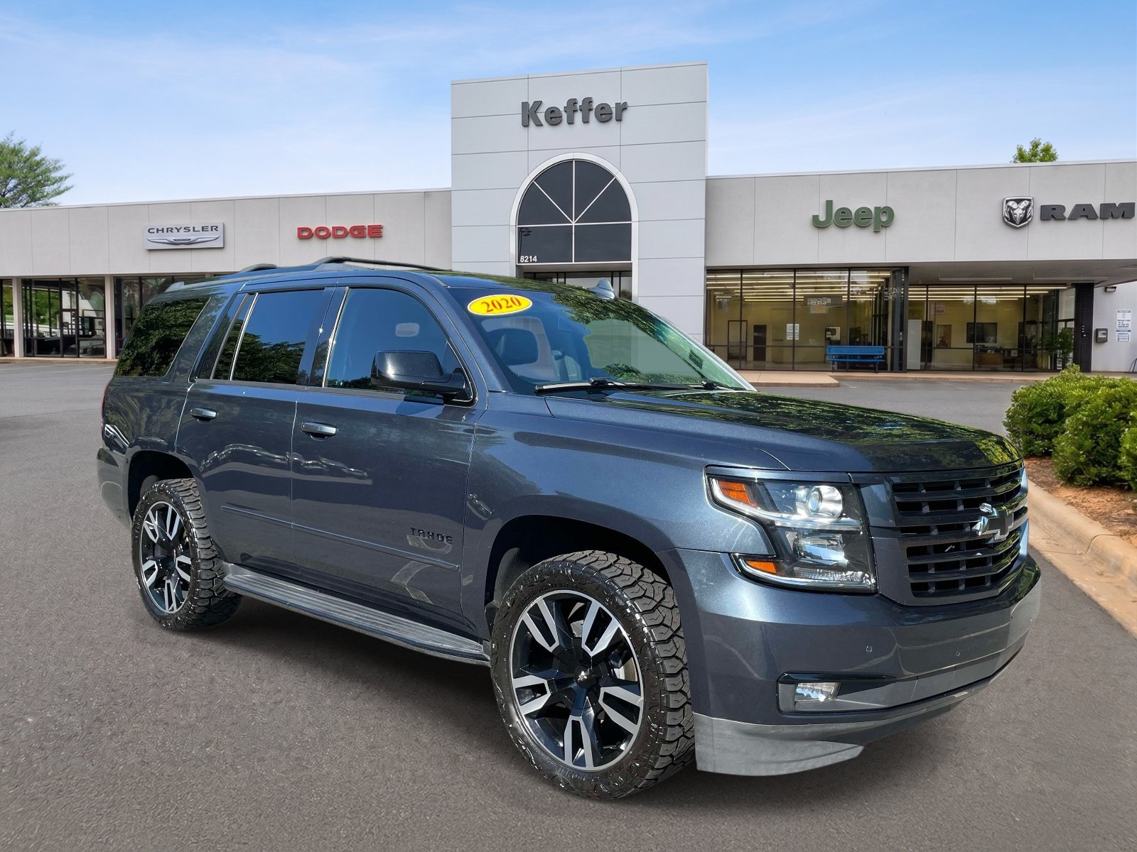 Used 2020 Chevrolet Tahoe Premier AWD/4WD image 3