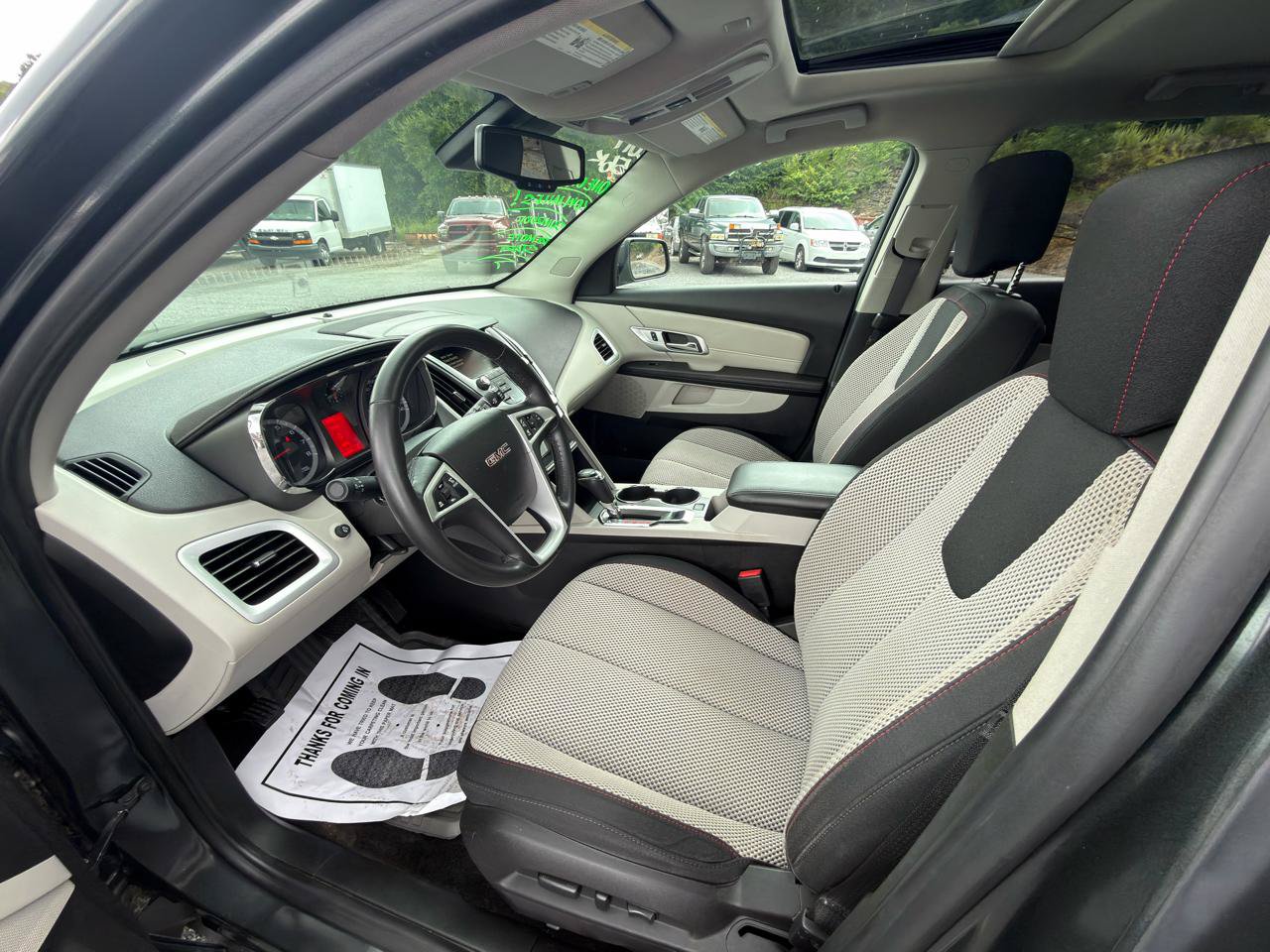 Used 2017 GMC Terrain SLE w/ Driver Alert Package I AWD/4WD image 9