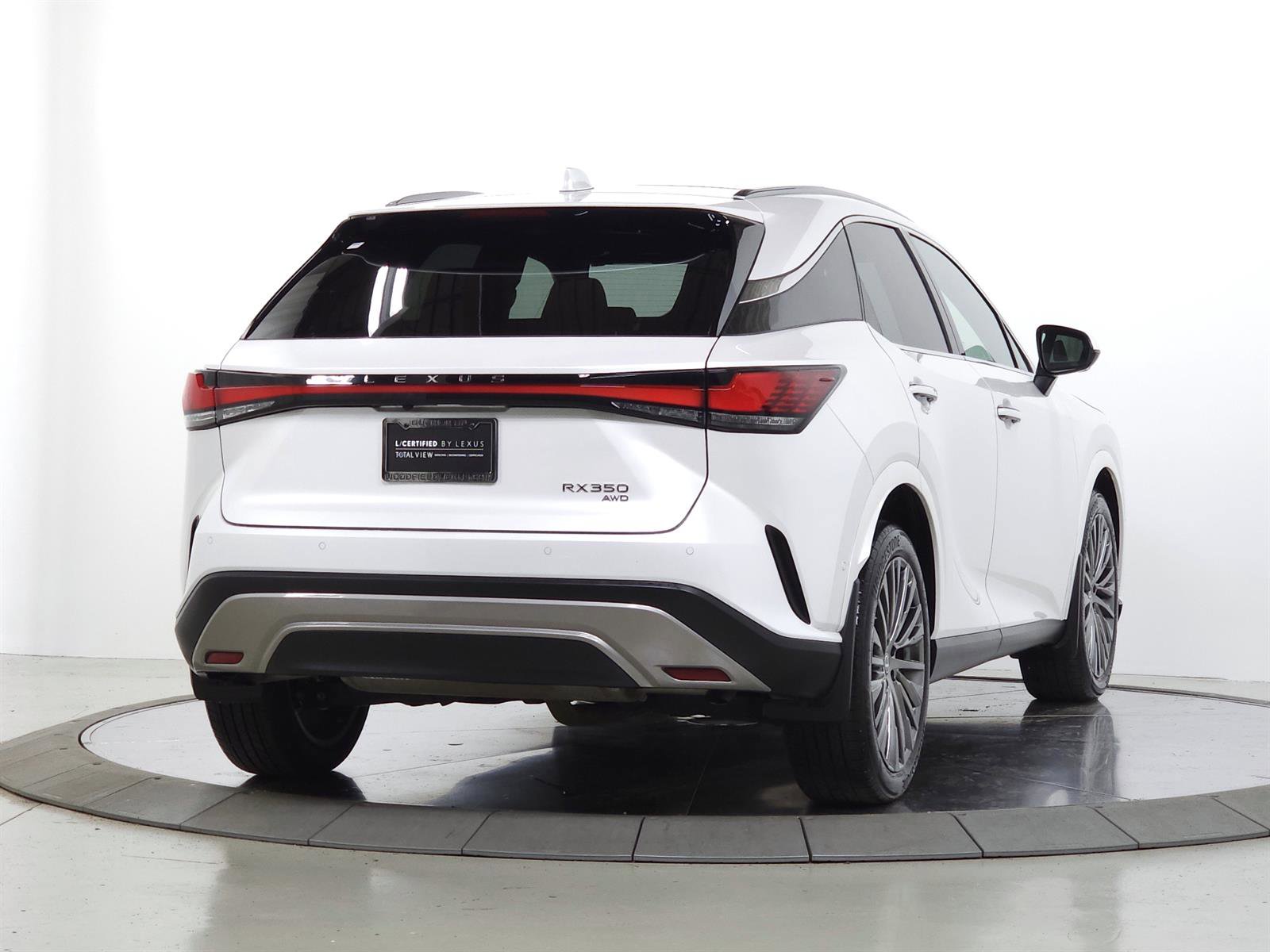 Certified 2024 Lexus RX 350 AWD w/ Convenience Package image 9