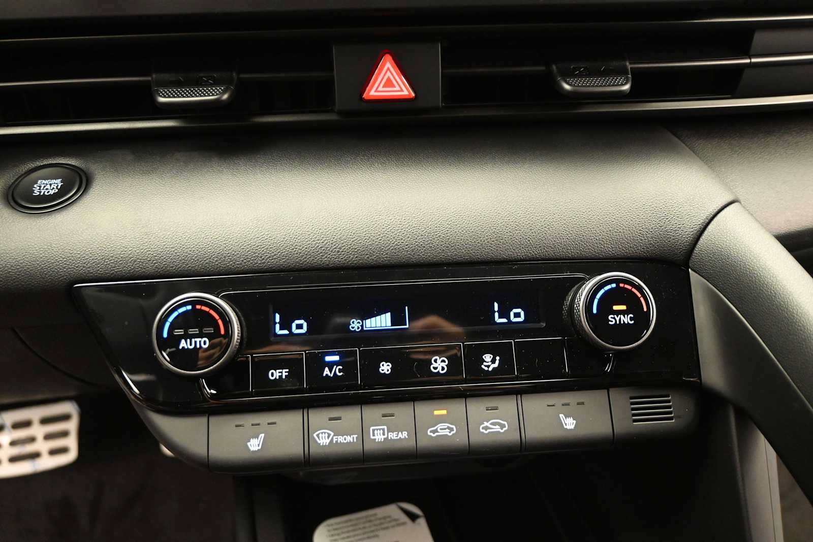New 2026 Hyundai Elantra SEL Sport FWD image 21