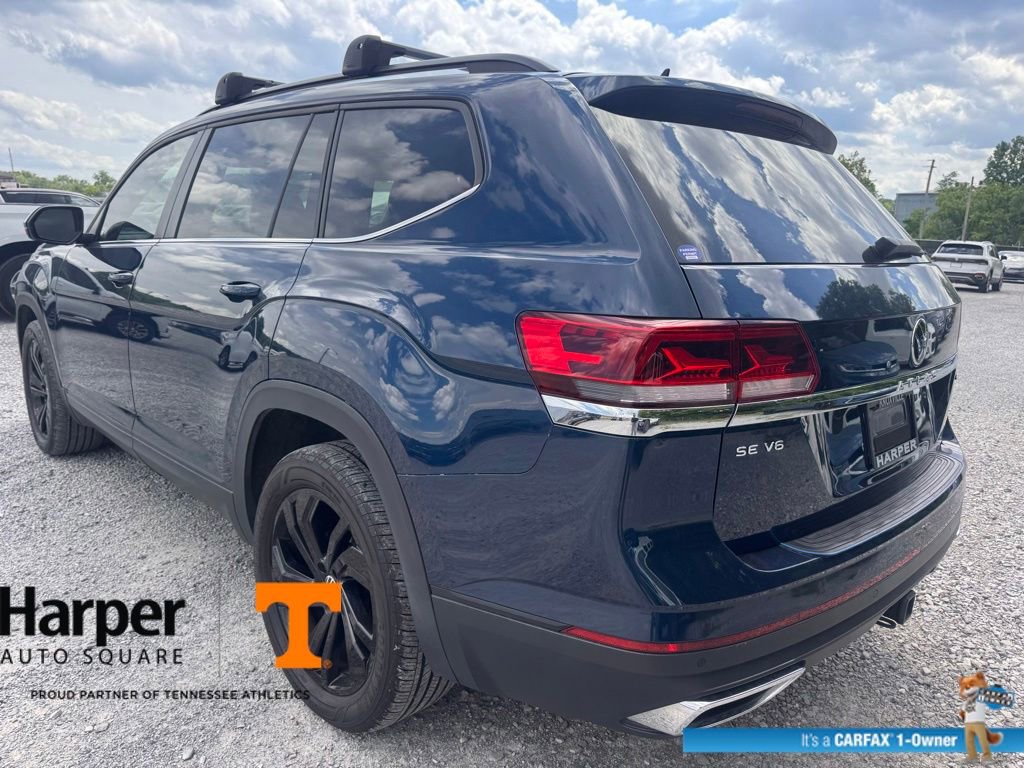 Used 2023 Volkswagen Atlas SE w/ Panoramic Sunroof Package AWD/4WD image 3