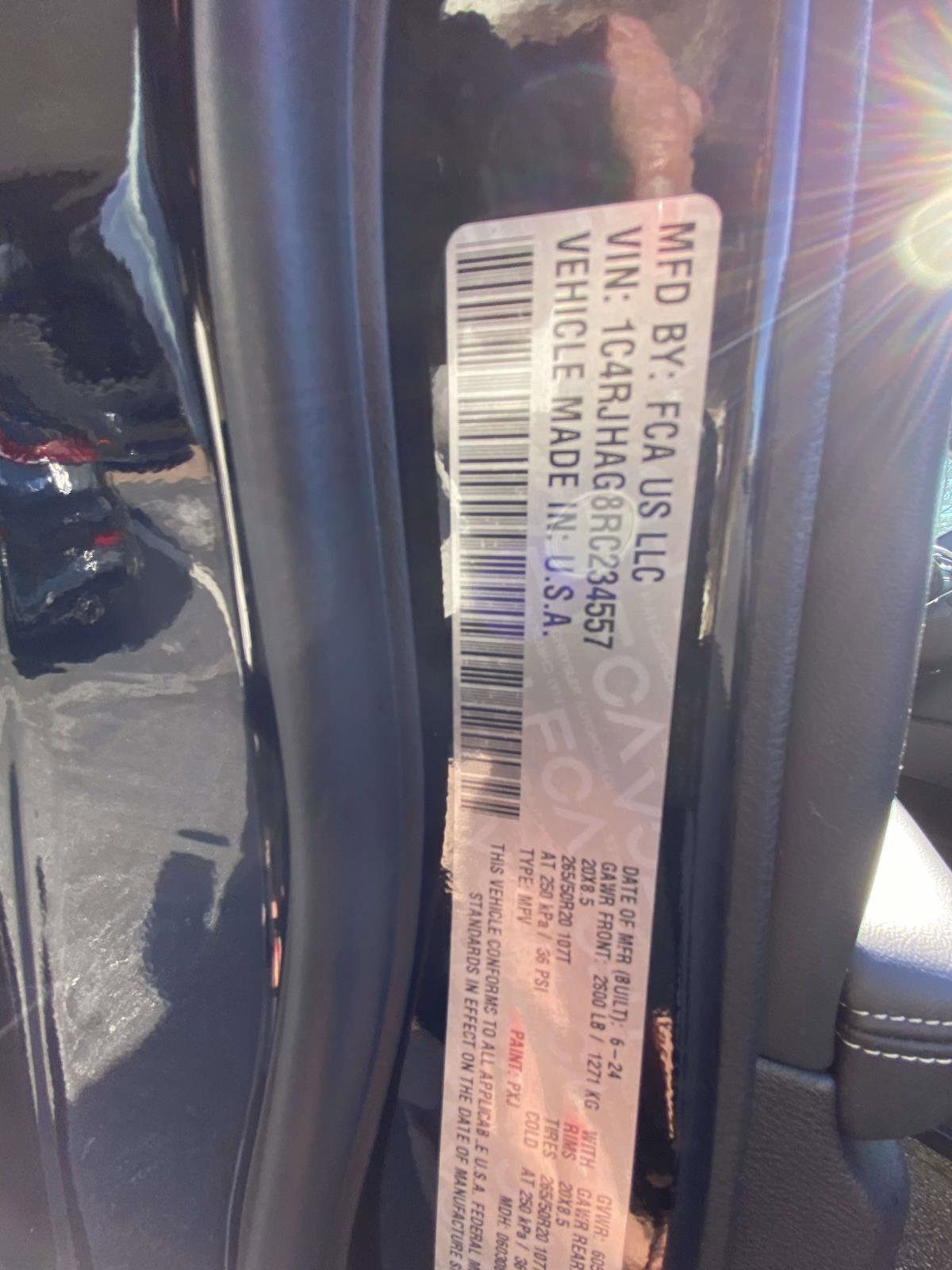 Certified 2024 Jeep Grand Cherokee Altitude image 12