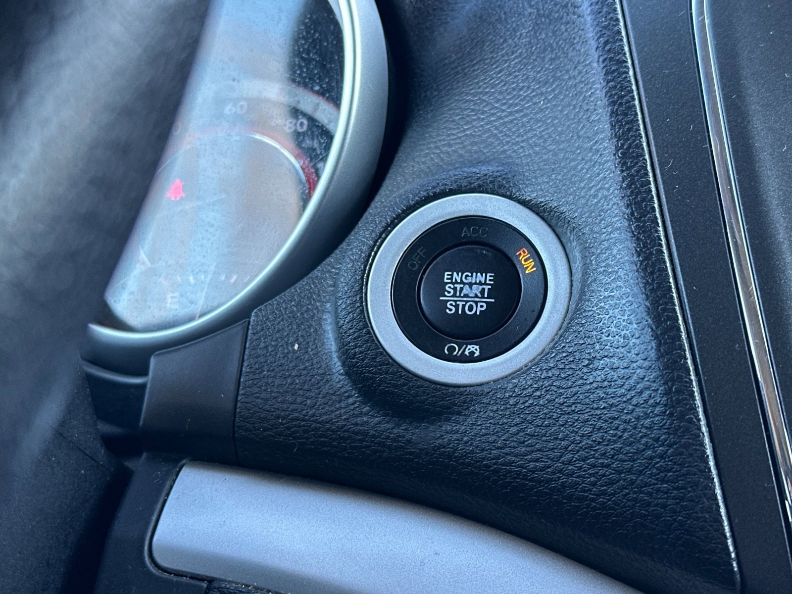 Used 2017 Dodge Journey SXT w/ Comfort/Convenience Group image 22