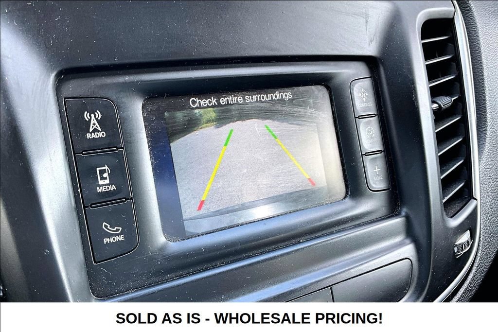 Used 2015 Chrysler 200 Limited FWD image 14